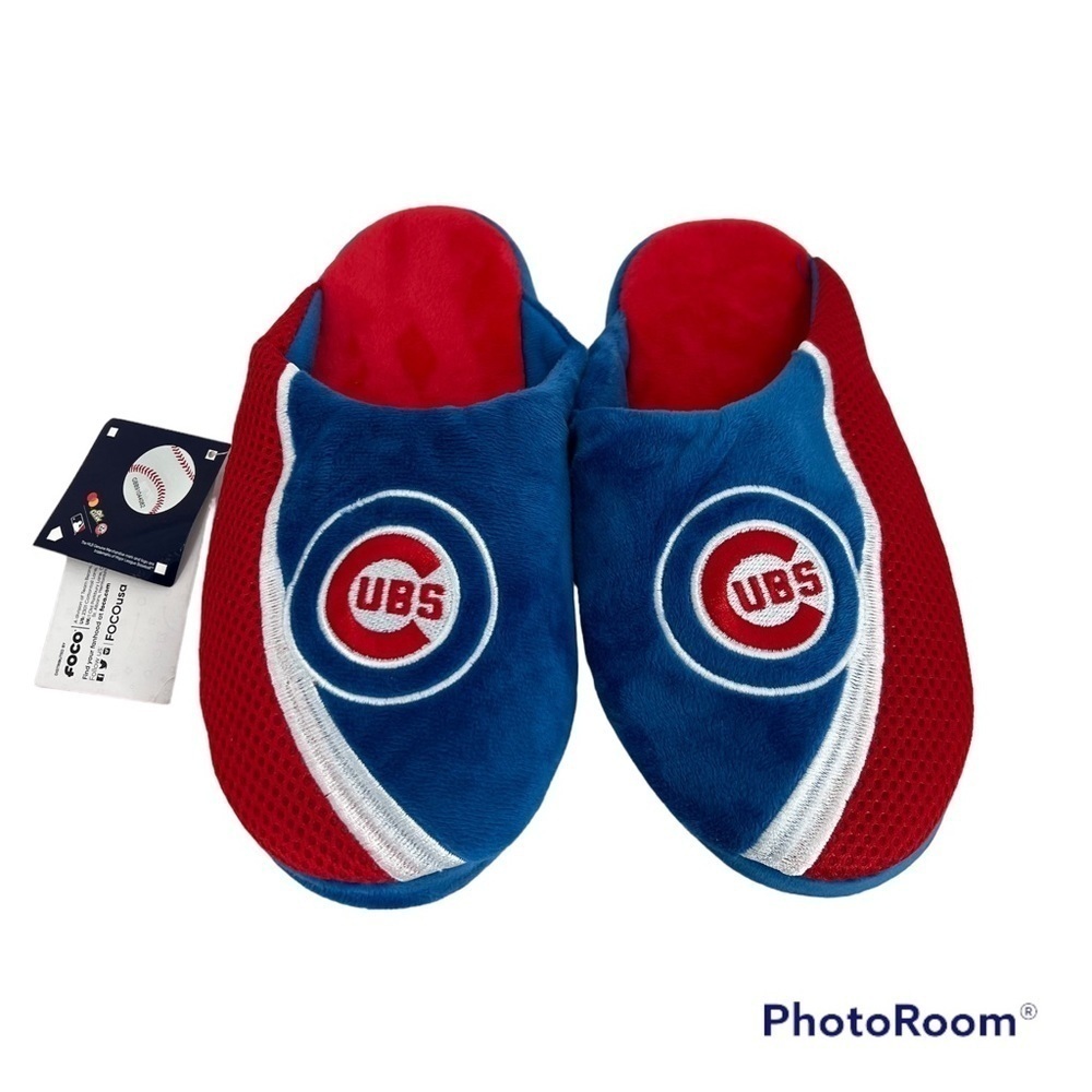 Genuine Merchandise Chicago Cubs Slippers Size S (7-8) NWT